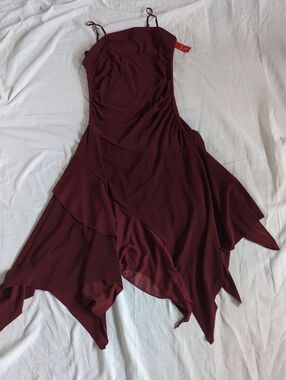 Asymmetrical Handkerchief Hem Dress in Deep Wine
